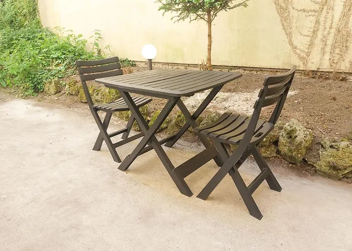 Le Petit Versailles - Face Gare - Wifi - Baignoire Sainte-Savine